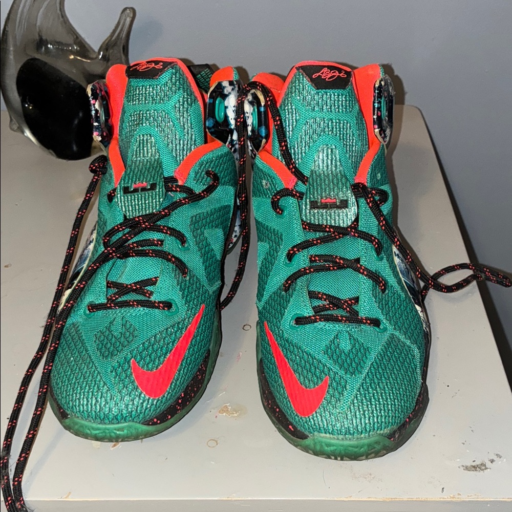 Kids' Green and Red Sneakers